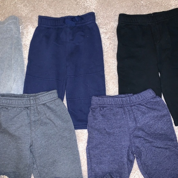 Bundle of Boys 12mo Pants - Picture 3 of 16